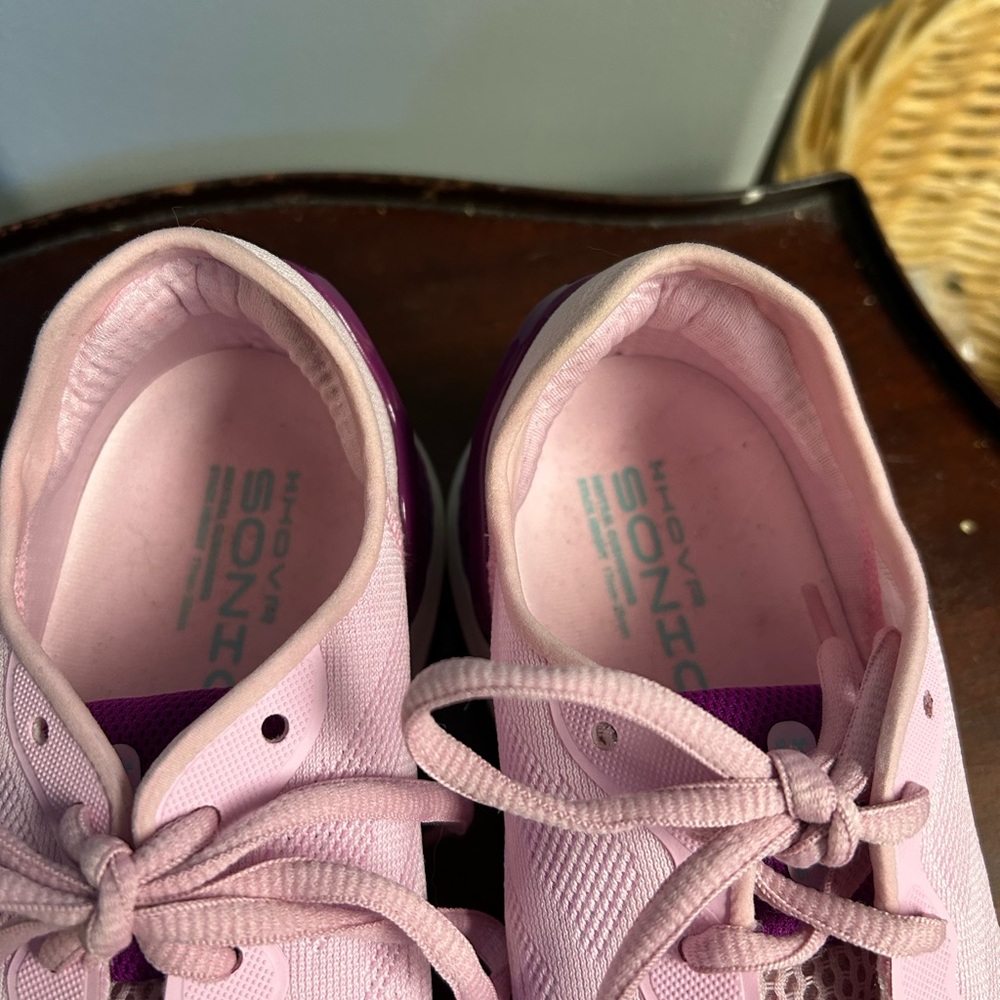 Under armor women’s pink “sonic “shoes. Size 8.5 US.